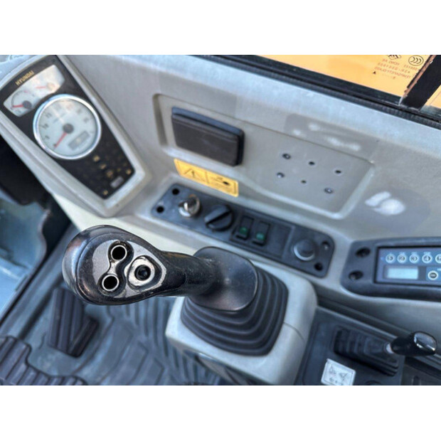 2018 Hyundai R60VS-41007722