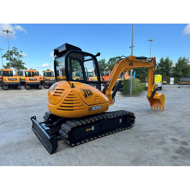 2010 JCB 8056-41007946