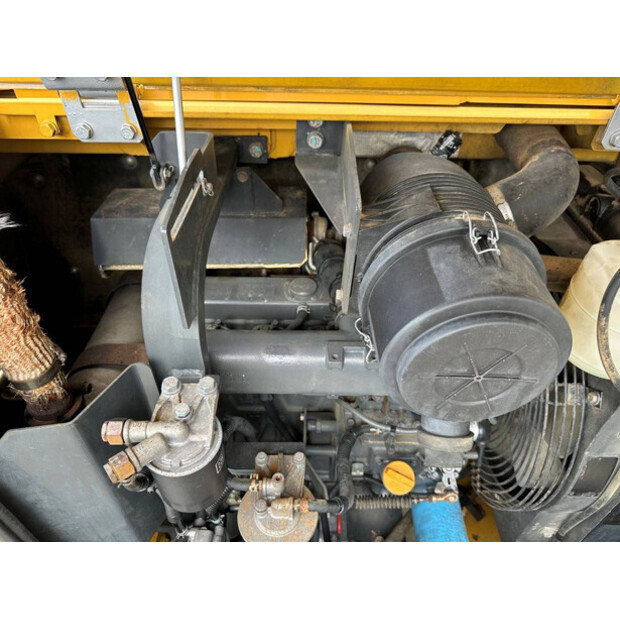 2015 Komatsu PC56-7-41008000