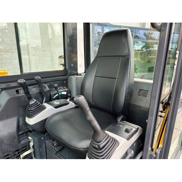 2015 Komatsu PC56-7-41008006