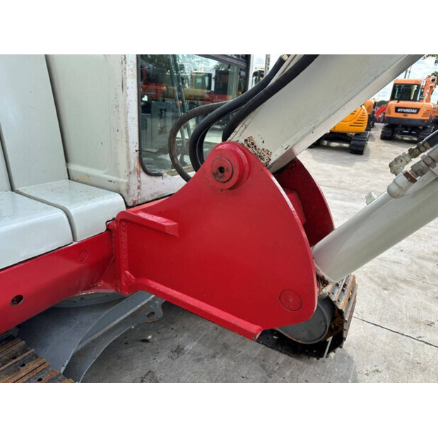 2010 تاكوتشي TB150C-41008086