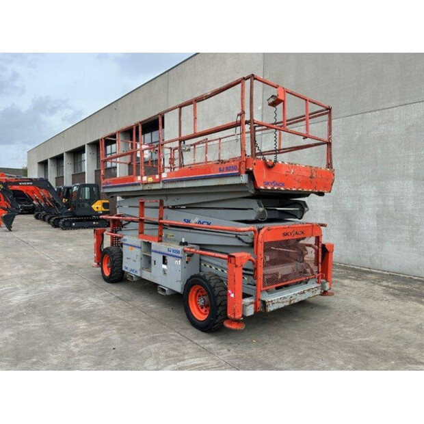 2010 SkyJack SJ9250-41008272
