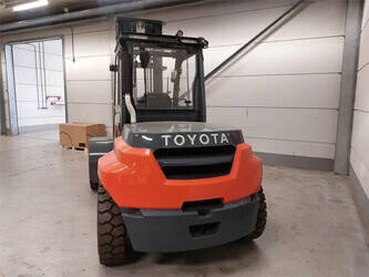Image de 2024 Toyota 8FD70F