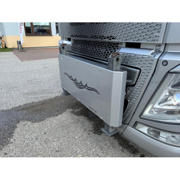 2016 Volvo FH500-41010781