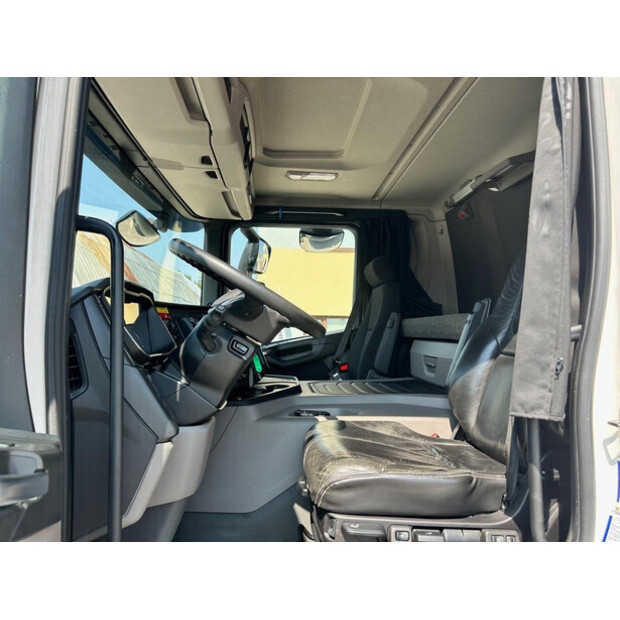2018 Scania P370-41010845
