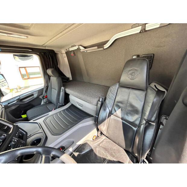 2018 Scania P370-41010846