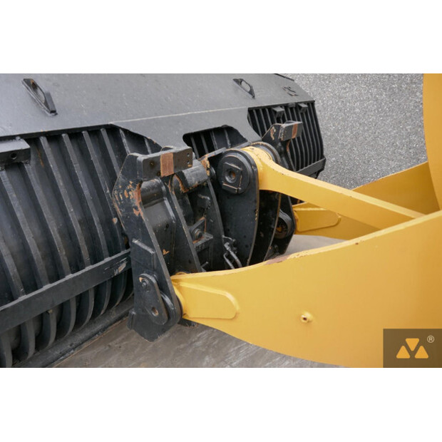 2014 Caterpillar 938K-41010885