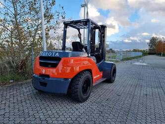 Image de 2023 Toyota 8FD70F