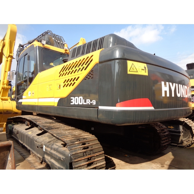 2021 هيونداي S300-41011950