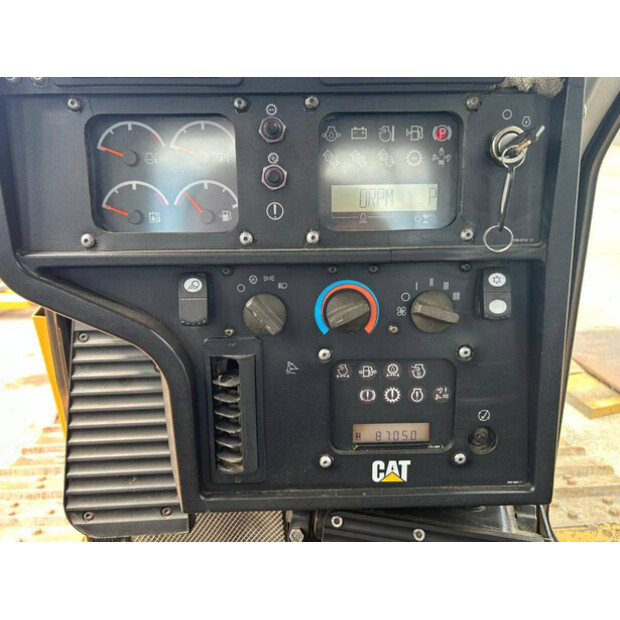 2011 Caterpillar D6T XL-41012084