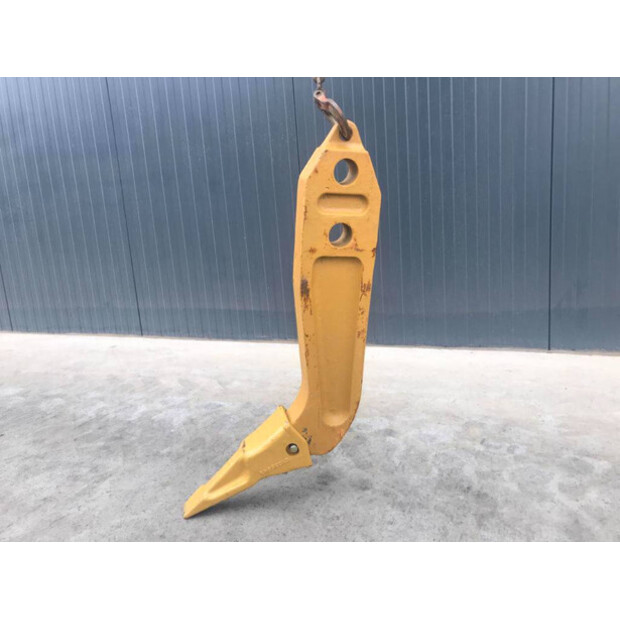 2025 كوماتسو D61-41012819