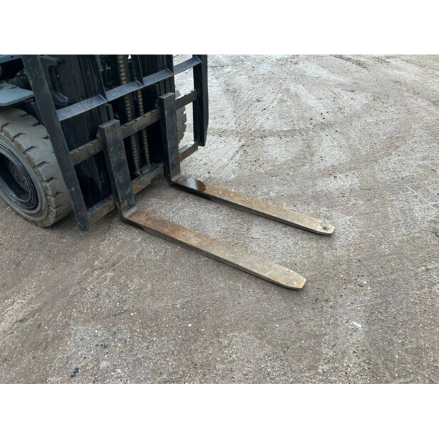 2010 تويوتا 02-8FG25-41012840