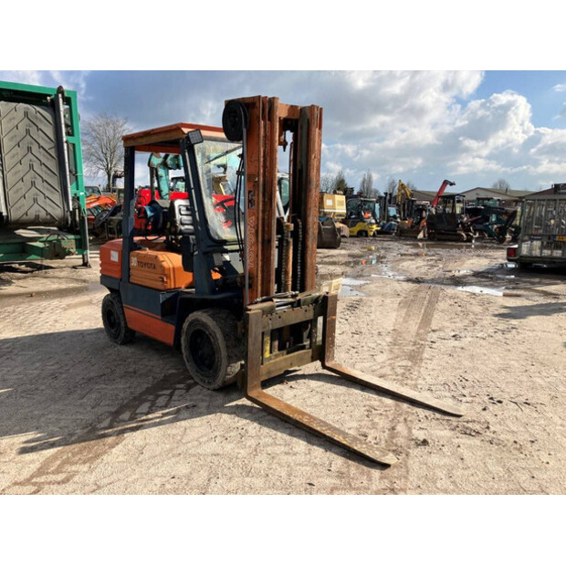 Toyota 02-5FG30-41013172