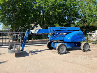 Image for ARTICULATED BOOM LIFTS 2005 Niftylift HR21D