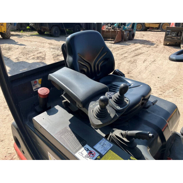 2003 Linde E16C-02-41013580