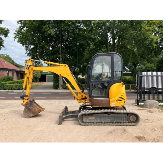 2003 JCB 8032-41013638