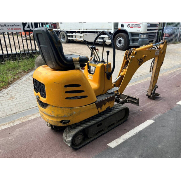JCB 8008-41013677