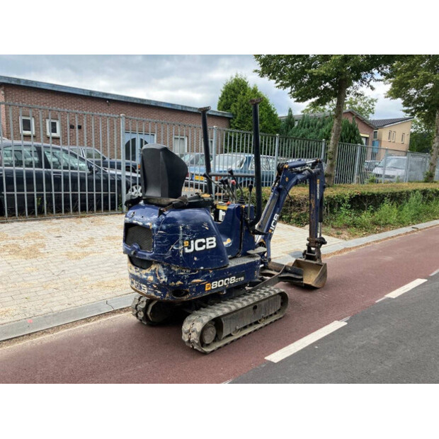 JCB 8008-41013737