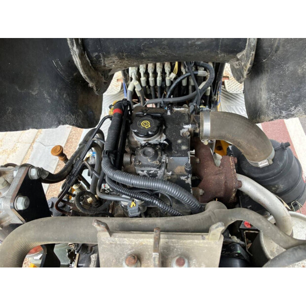 JCB 8008-41013747