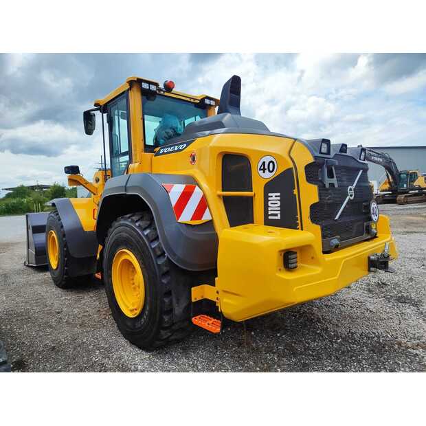 2021 Volvo L110H-41019073