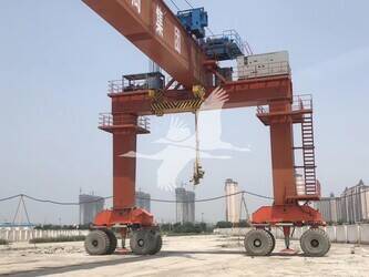 Image for GANTRY CRANES 2017 ZHONGTIE MDEL300
