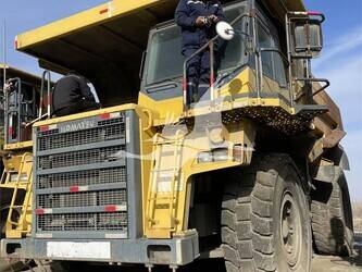 Image de CAMIONS HORS-ROUTE 2011 Komatsu HD465-7