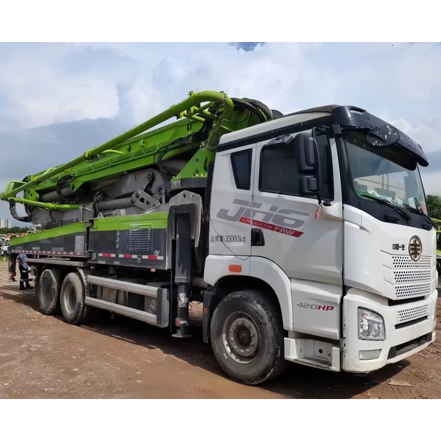 2020 زووم ليون SYM5540THBF-41025538