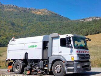 Image for SWEEPERS 2012 Mercedes-Benz 1833