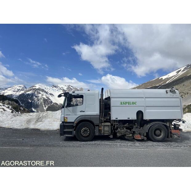 2012 Mercedes-Benz 1833-41027193