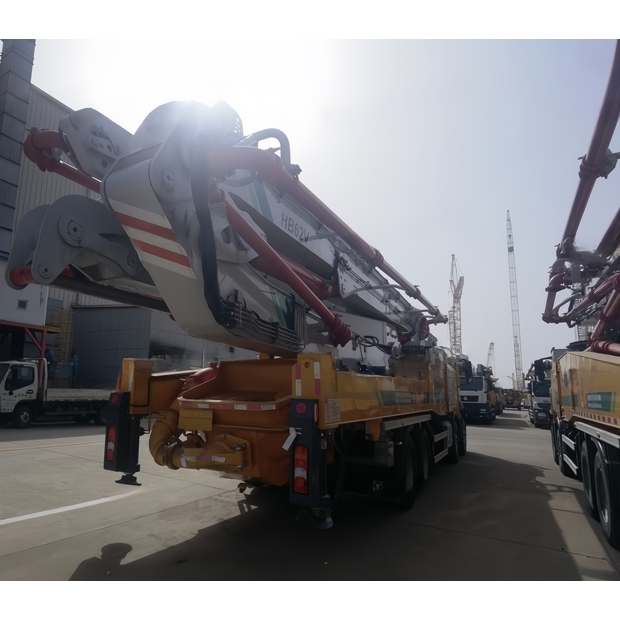 2020 XCMG-SCHWING 62M-41027802