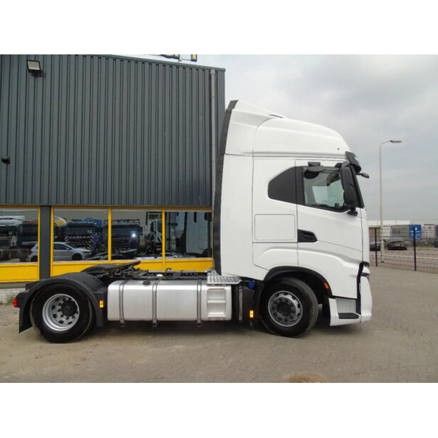 2023 Iveco S-Way 490-41028017