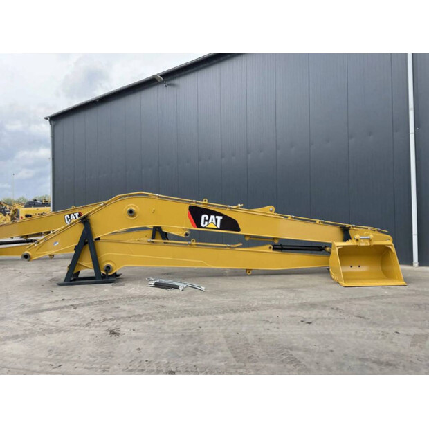 2025 Caterpillar 323E-41028416