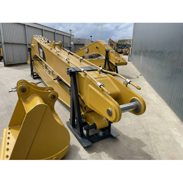 2025 Caterpillar 323E-41028428