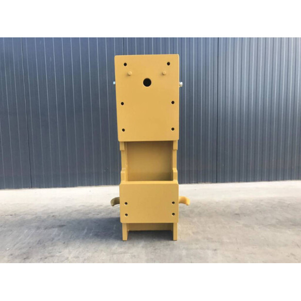 2025 Caterpillar 140M2-41028780