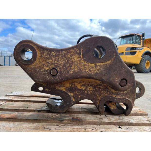 2011 Caterpillar 311D-41029427