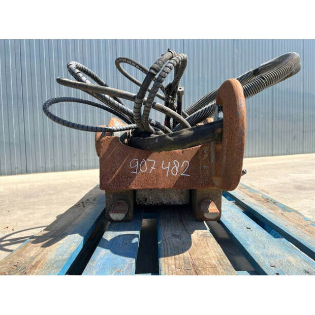 2014 OilQuick OQ60-41029443