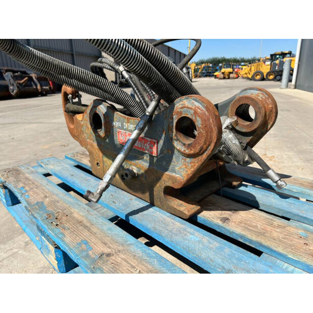 2014 OilQuick OQ60-41029448