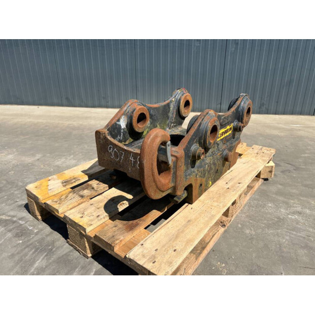 2017 OilQuick OQ65-41029502
