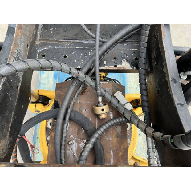 2016 Engcon EC226-41029815