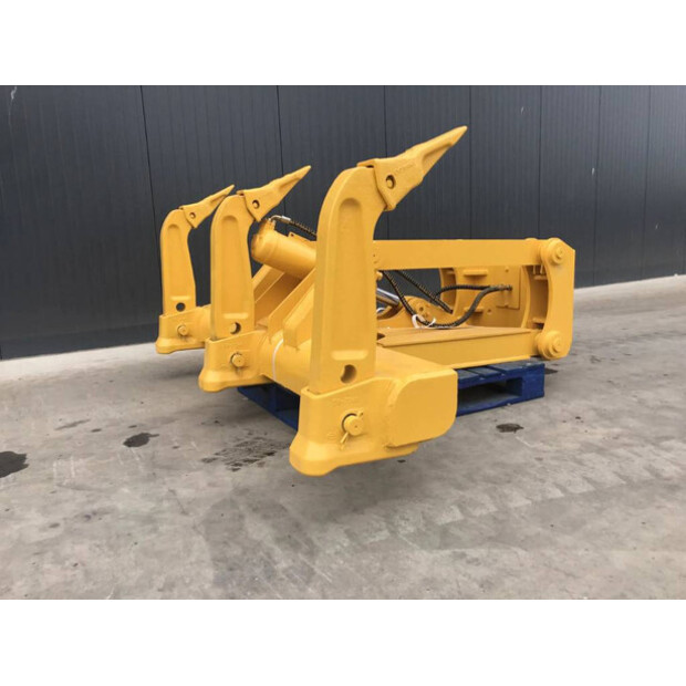2025 كوماتسو D71-41029930