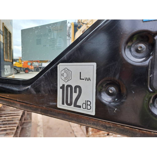 2011 Caterpillar 328DLCR-41034034