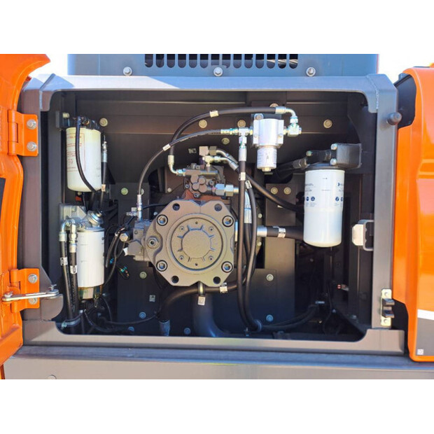 2025 Develon DX300LC-7M-41034112