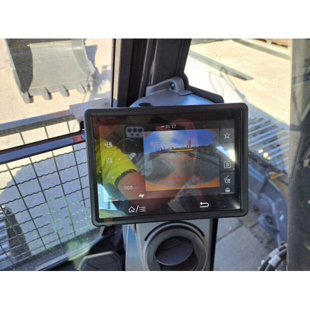 2025 Develon DX300LC-7M-41034120
