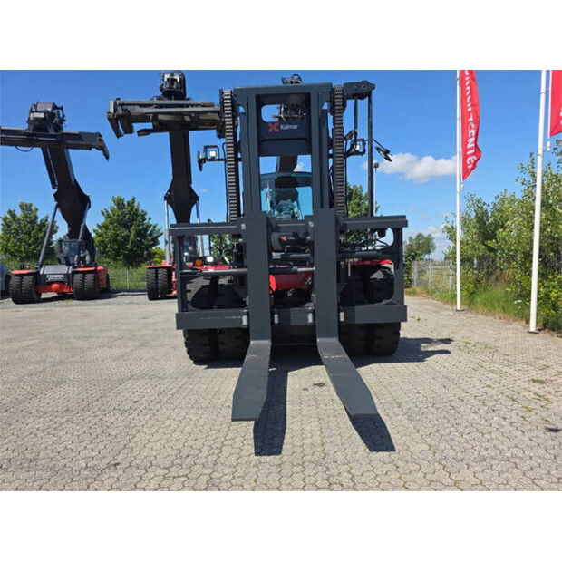 2025 KALMAR DCG330-12-41034371