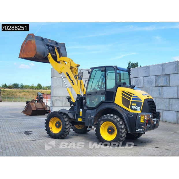 2019 كوماتسو WA100M-8E0-41034545