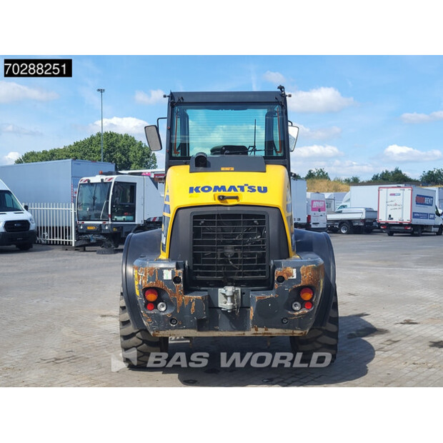 2019 كوماتسو WA100M-8E0-41034548