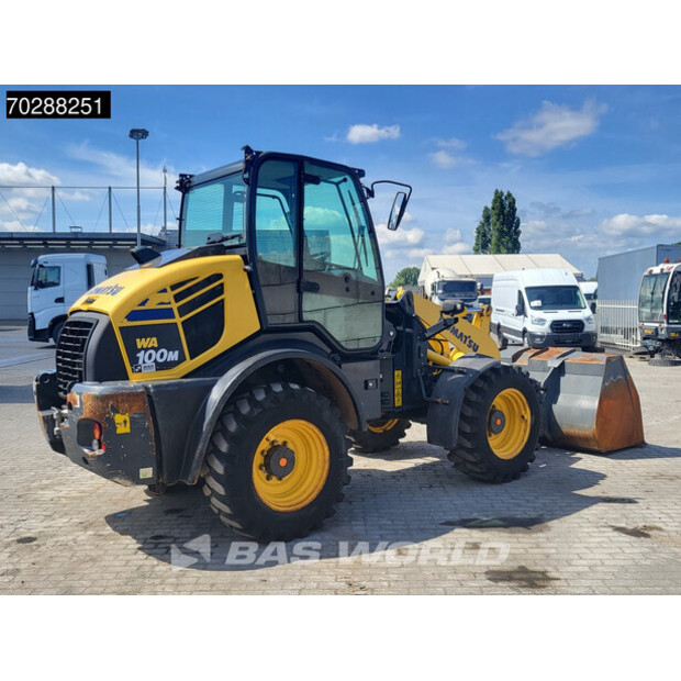 2019 كوماتسو WA100M-8E0-41034549