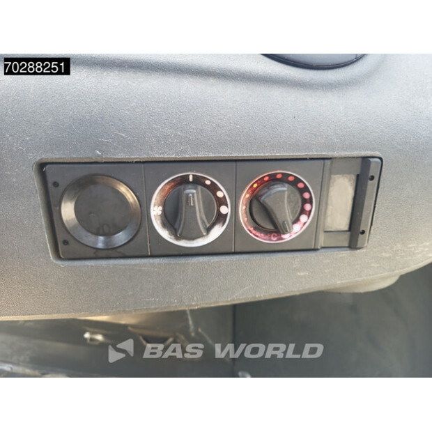 2019 كوماتسو WA100M-8E0-41034577