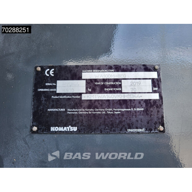 2019 كوماتسو WA100M-8E0-41034583
