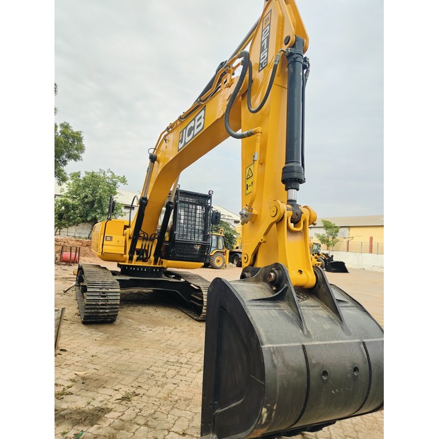 2025 JCBHD 215-41034854